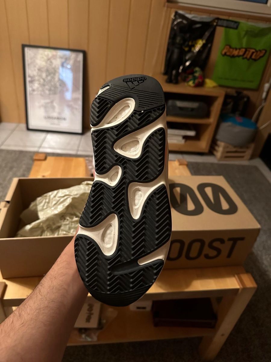 Adidas Scarpe da uomo: adidas Yeezy Boost 700 Wave Runner – Nuovo (secondo la descrizione) da Weisslingen venduto da andre.a.o 4