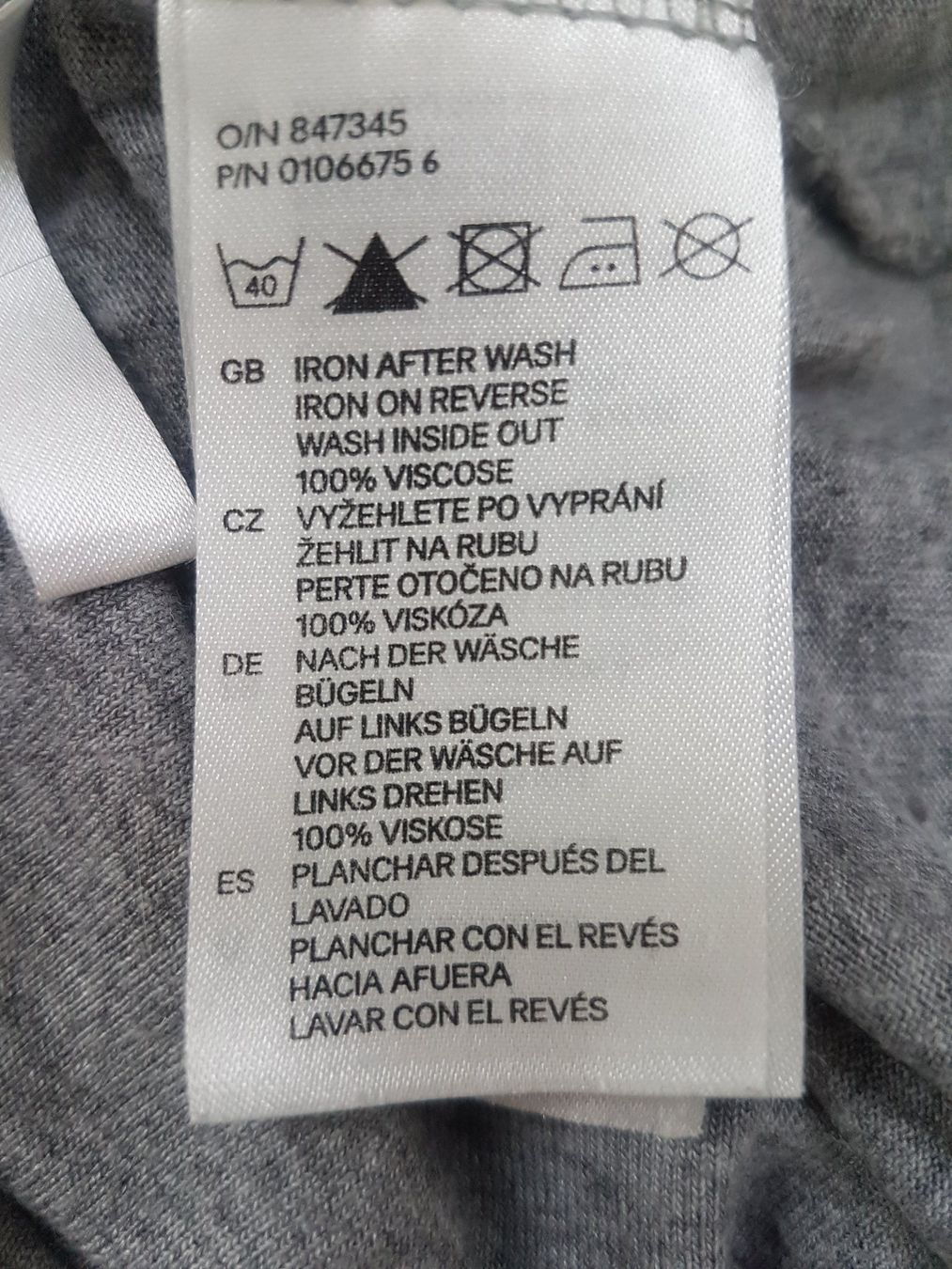 H&M T-shirt: T-shirt manche longe H&M – Usato da Châtelaine venduto da kbabs 3