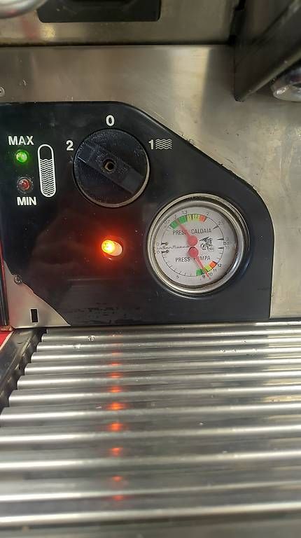 Macchine per caffè & Macchine per espresso: Machine à café Rancilio Sprint E-95 – Usato da Ovronnaz venduto da Nskital 3