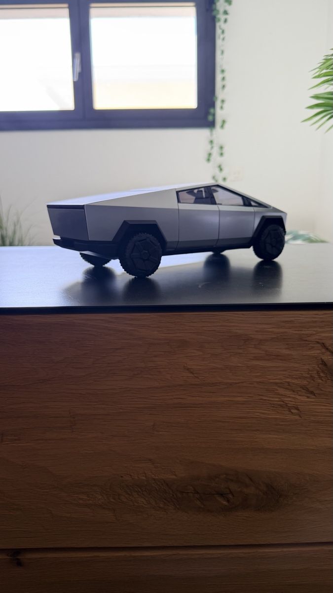 Kit di modellismo & Modellini statici: Tesla Cybertruck scala 1:18 – Nuovo e nell'imballaggio originale da Locarno venduto da Barth_DC 5