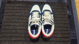 Chaussures Fila bleues taille 45
