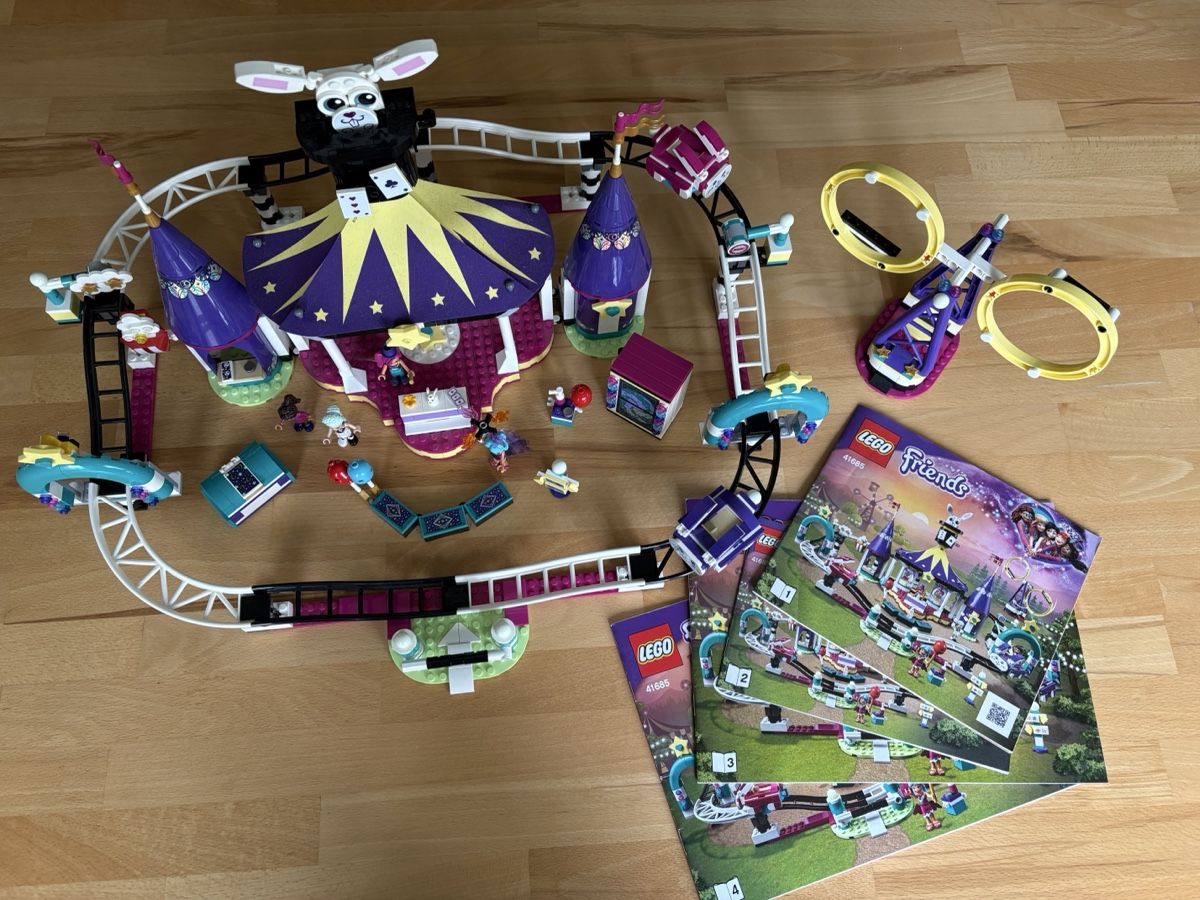 Lego Giocattoli: Lego Friends Magic Fun Fair Roller Coaster 41685 – Usato da Wangen b. Olten venduto da Grosspape