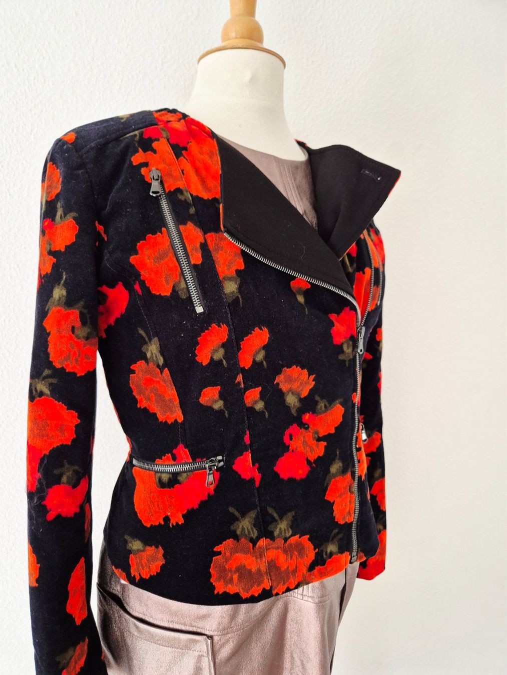 Sportmax Jacken: SPORTMAX CODE JACKE BLAZER BIKERJACKE 38 M BLÜTEN,  TOP – Neu (gemäss Beschreibung) aus Elsau von the-colorful-side 1