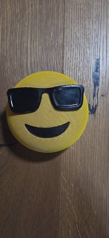 Lautsprecher: Emoji Speaker - Wireless Lautsprecher – Gebraucht aus Egliswil von fab_tb28