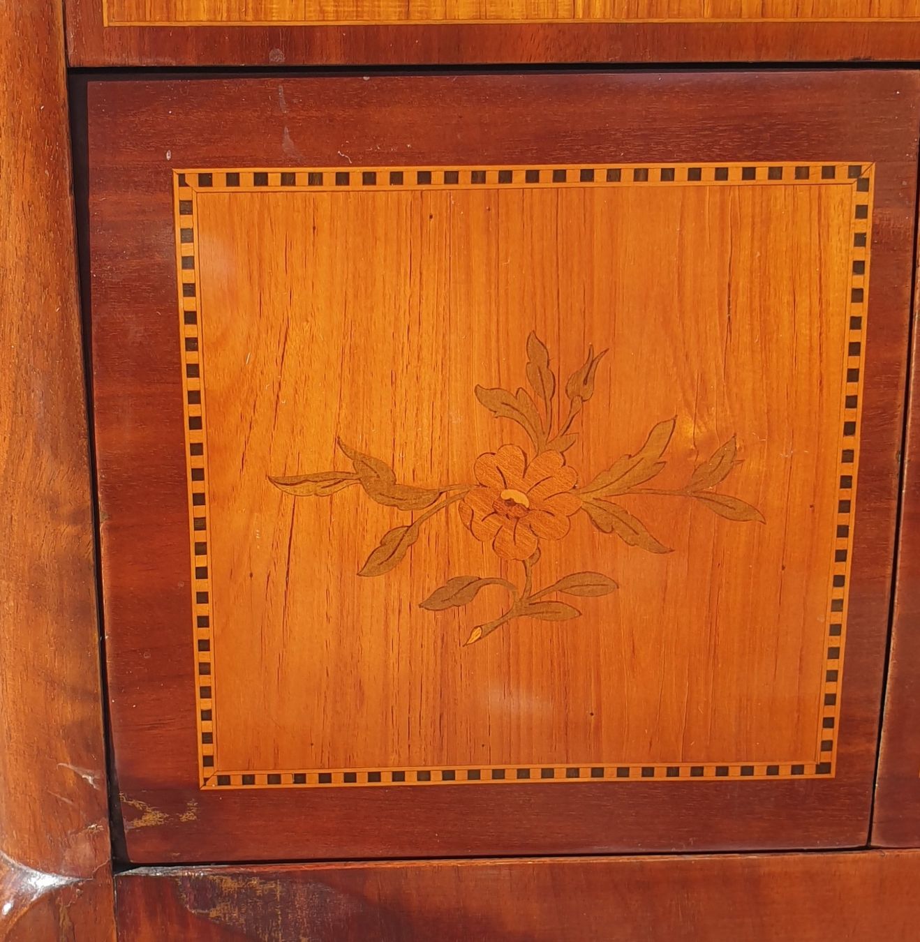 Tavoli da trucco: Petite coiffeuse / chevet style Louis XV – Usato da Lausanne venduto da eamescharly 5