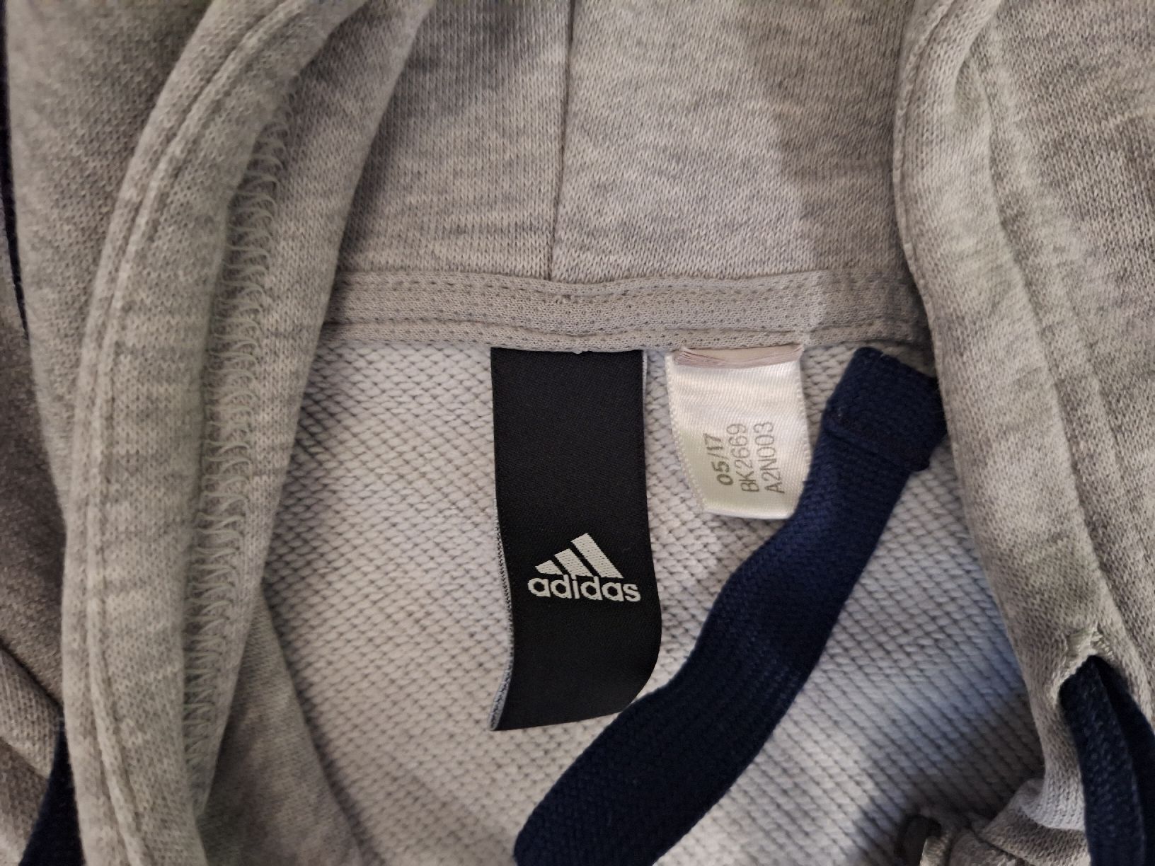 Adidas Giacche: Adidas Jacke  – Usato da Niederglatt ZH venduto da Bobsli 2