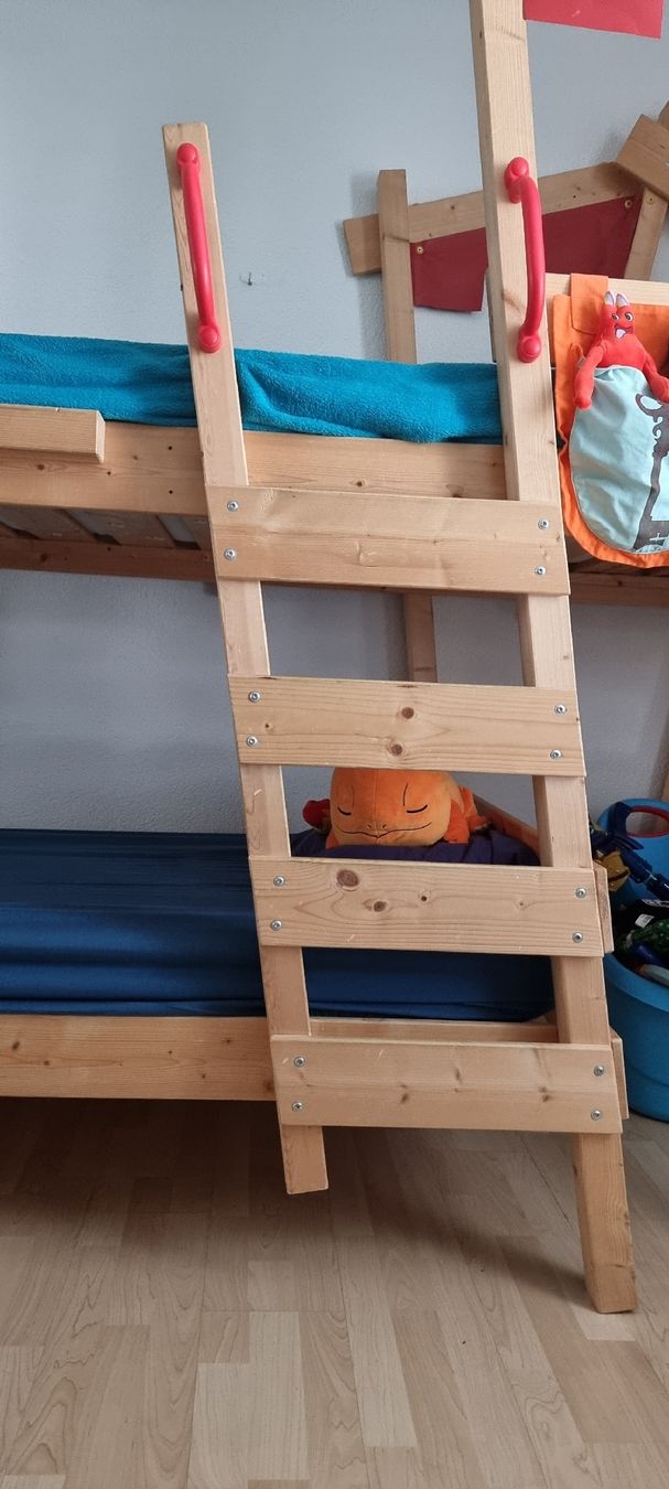 Lits: Hochbett aus Holz – D'occasion à Glattpark(Opfikon) par TatianaVladimirova 6