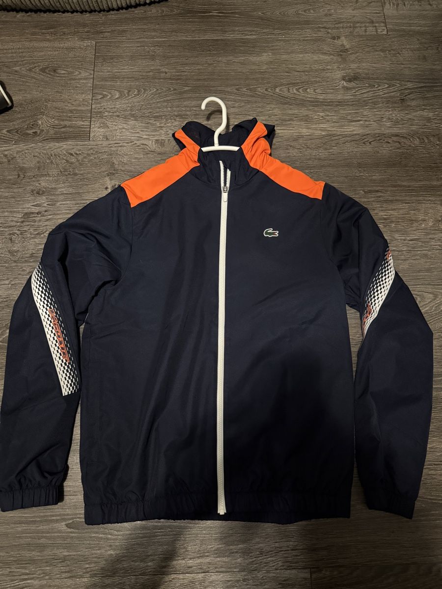 Lacoste Giacche: Lacoste Jacke – Nuovo (secondo la descrizione) da Reinach AG venduto da Levin0712