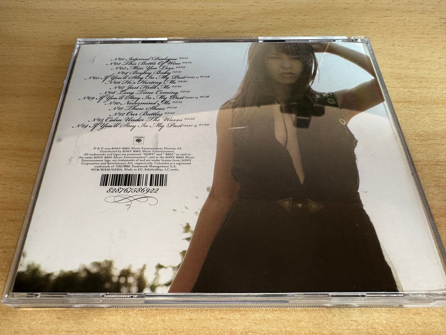 CD: E2 Maria Mena – Apparently Unaffected – Usato da Rikon im Tösstal venduto da Alpenmutz 1