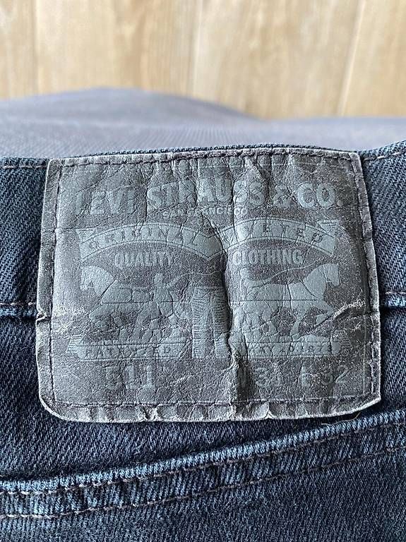 Jeans: Levi's® 511 Noir W31 L32 – Usato da Romont FR venduto da csc_5n8p 2