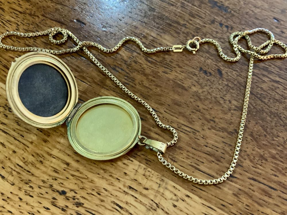 Pendentif Vintage Plaqué Or – Pierre Onyx Noire – Médaille Homme/femme