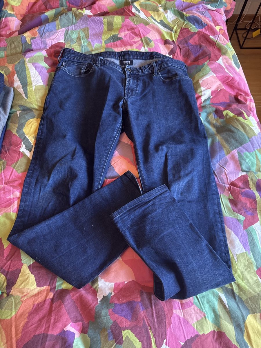 Armani Jeans: Armani Jeans  – Gebraucht aus Menzingen von Dali2504