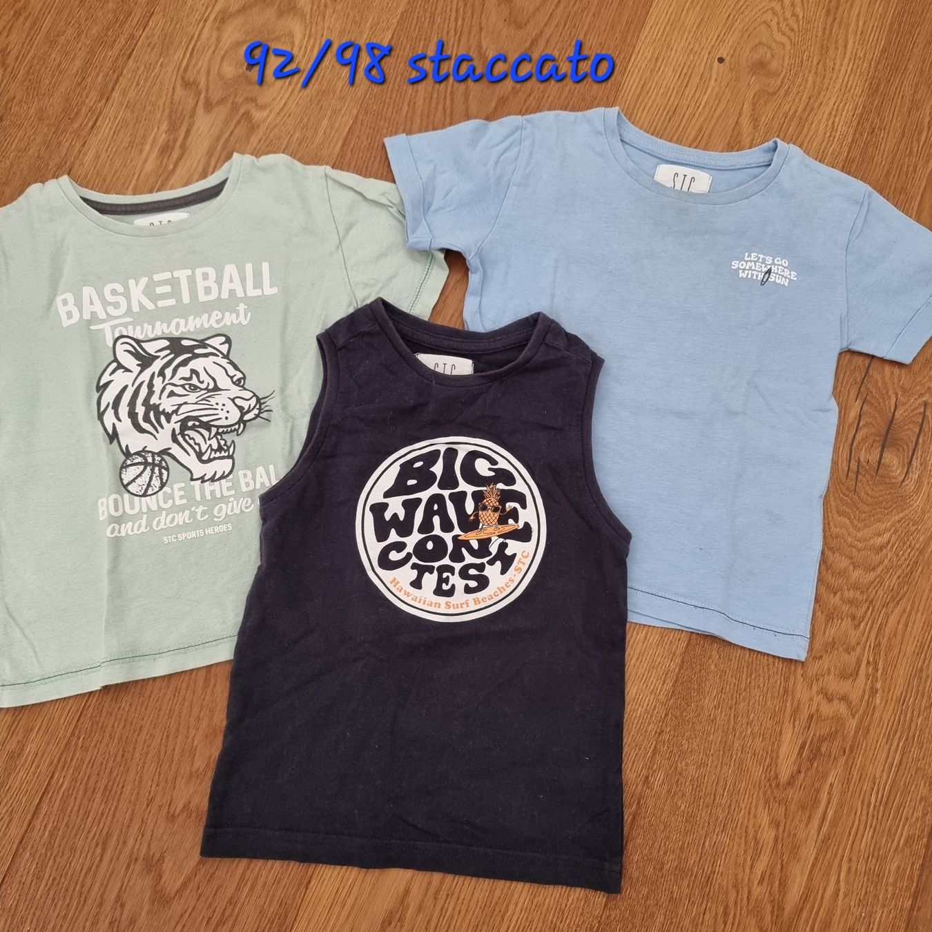 Hemden, T-Shirts & Polos: 3 T-Shirts Grösse 92/98 staccato – Gebraucht aus Gammen von home_brocki