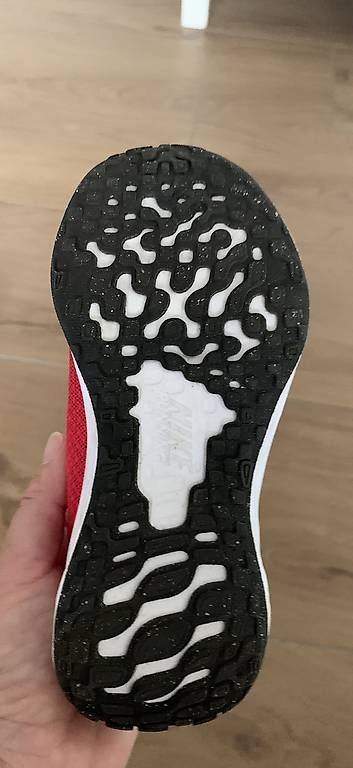 Nike Scarpe da uomo: Sneakers – Usato da Basel venduto da Frani010 3