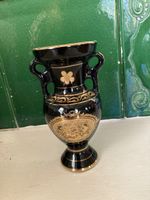 Griechische Vase, schwarz mit Golddekor, Handarbeit