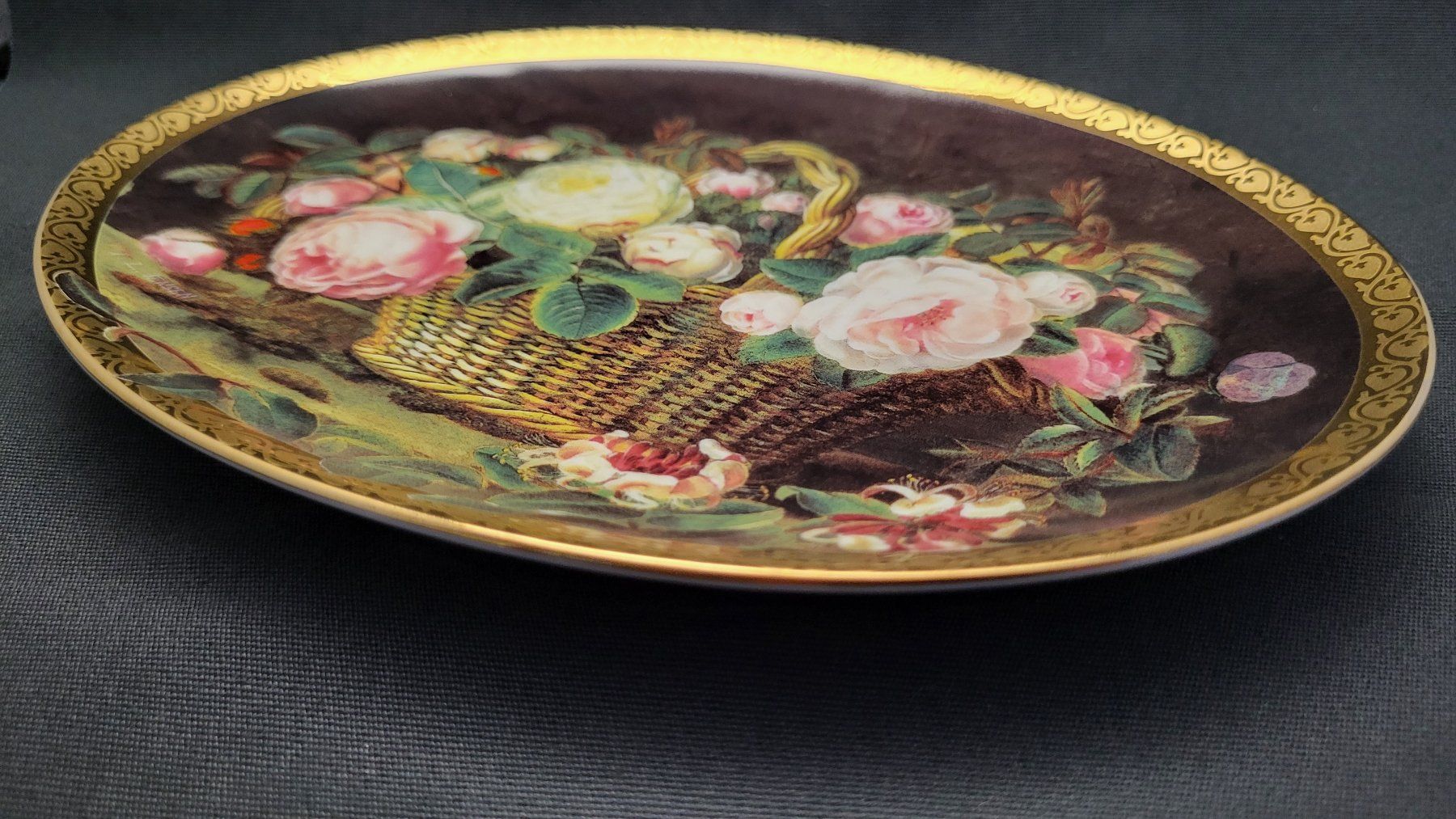 Teller: Sammel-Teller mit Blumenkorb GRANDE KOPENHAGEN – Gebraucht aus Basel von spinne02 2