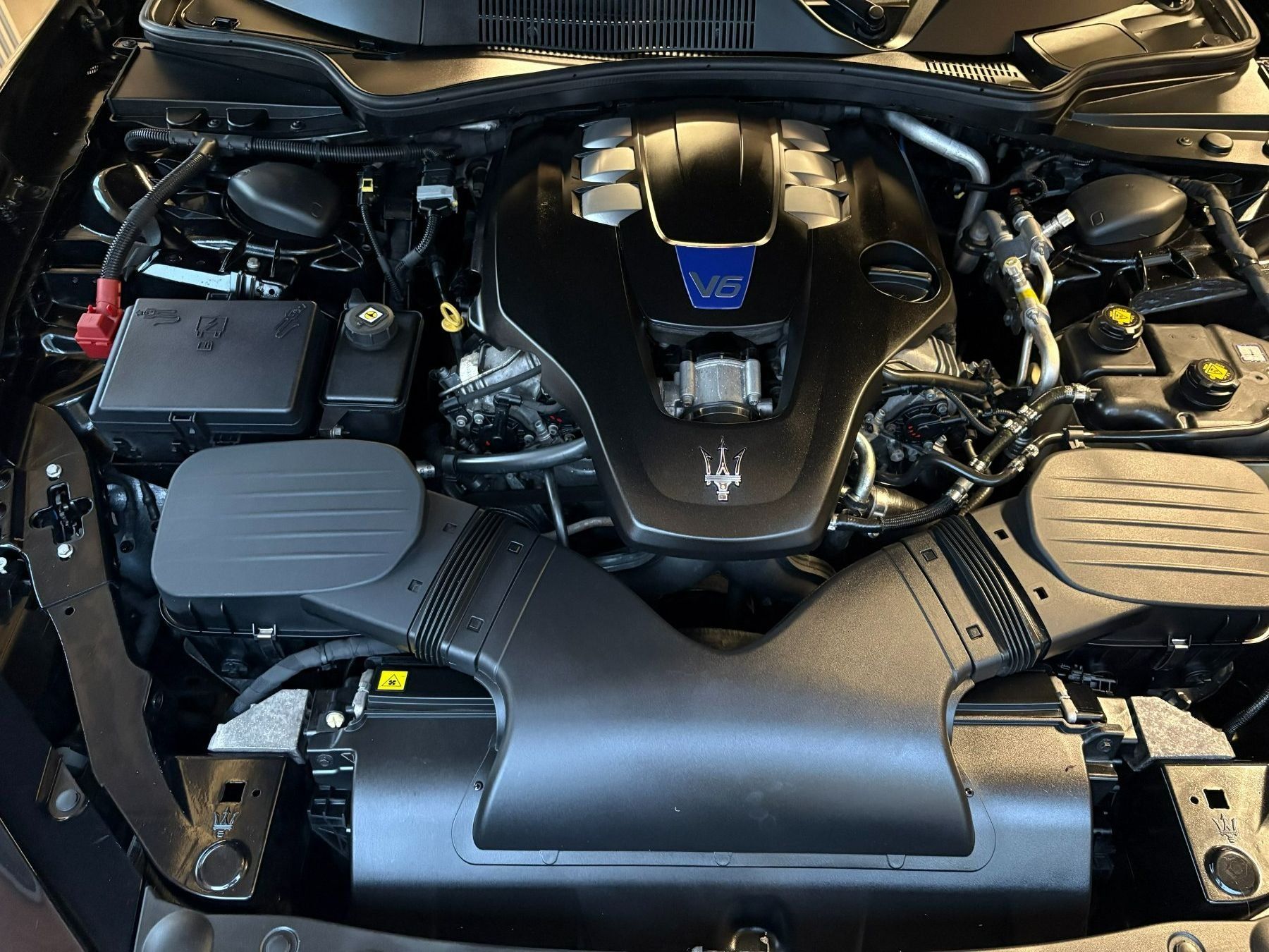 Maserati Automobili: Maserati Ghibli S Q4 3.0 V6 – Usato da Chur venduto da Goggo2 8