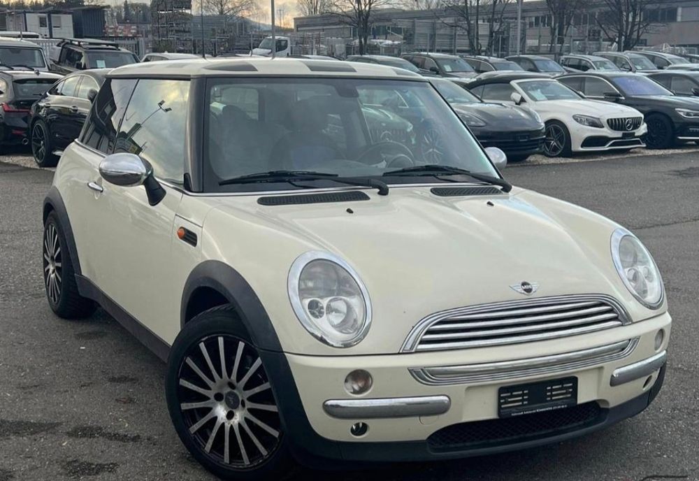 Mini Cooper, 8-fach bereift für den Export (Gebraucht) in St. Gallen ...