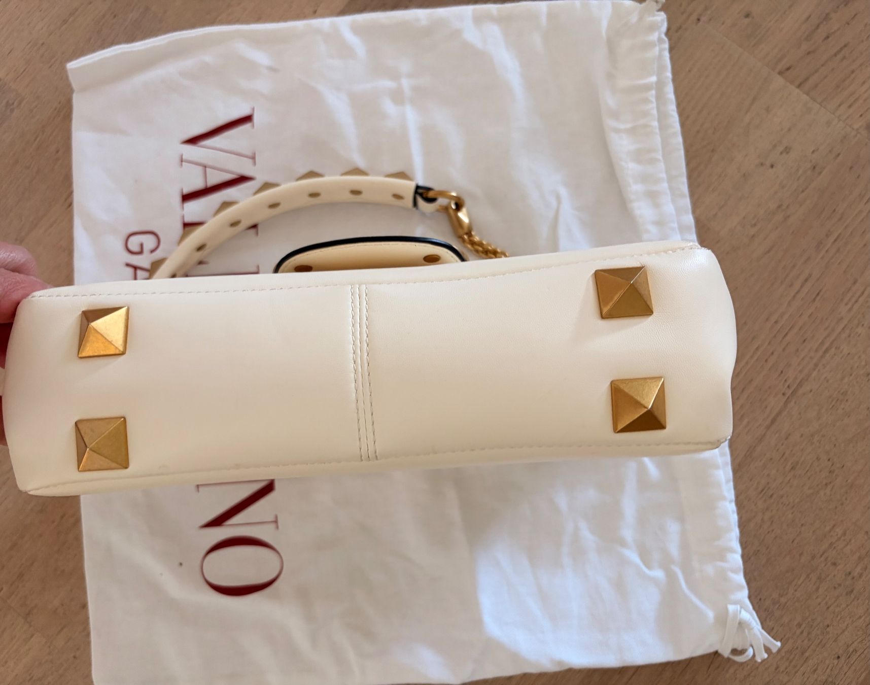 Borse da donna: Sac Valentino Garavani Blanc – Nuovo (secondo la descrizione) da Anzère venduto da Romyk 4