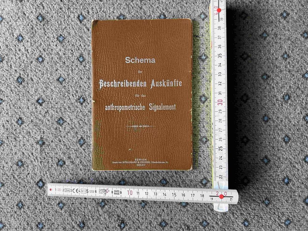 antikes Nachschlagewerk aus dem Jahre 1900 Kaufen auf Ricardo