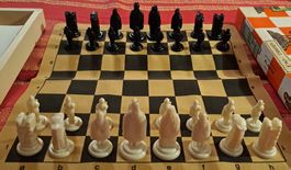 Schachspiel Inka Figuren