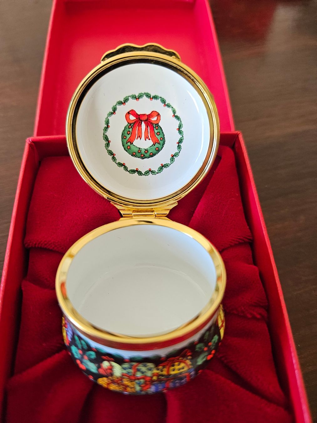 Halcyon Days Tutte le decorazioni: Pillendose – Usato da Zürich venduto da tschudin.barbara 2