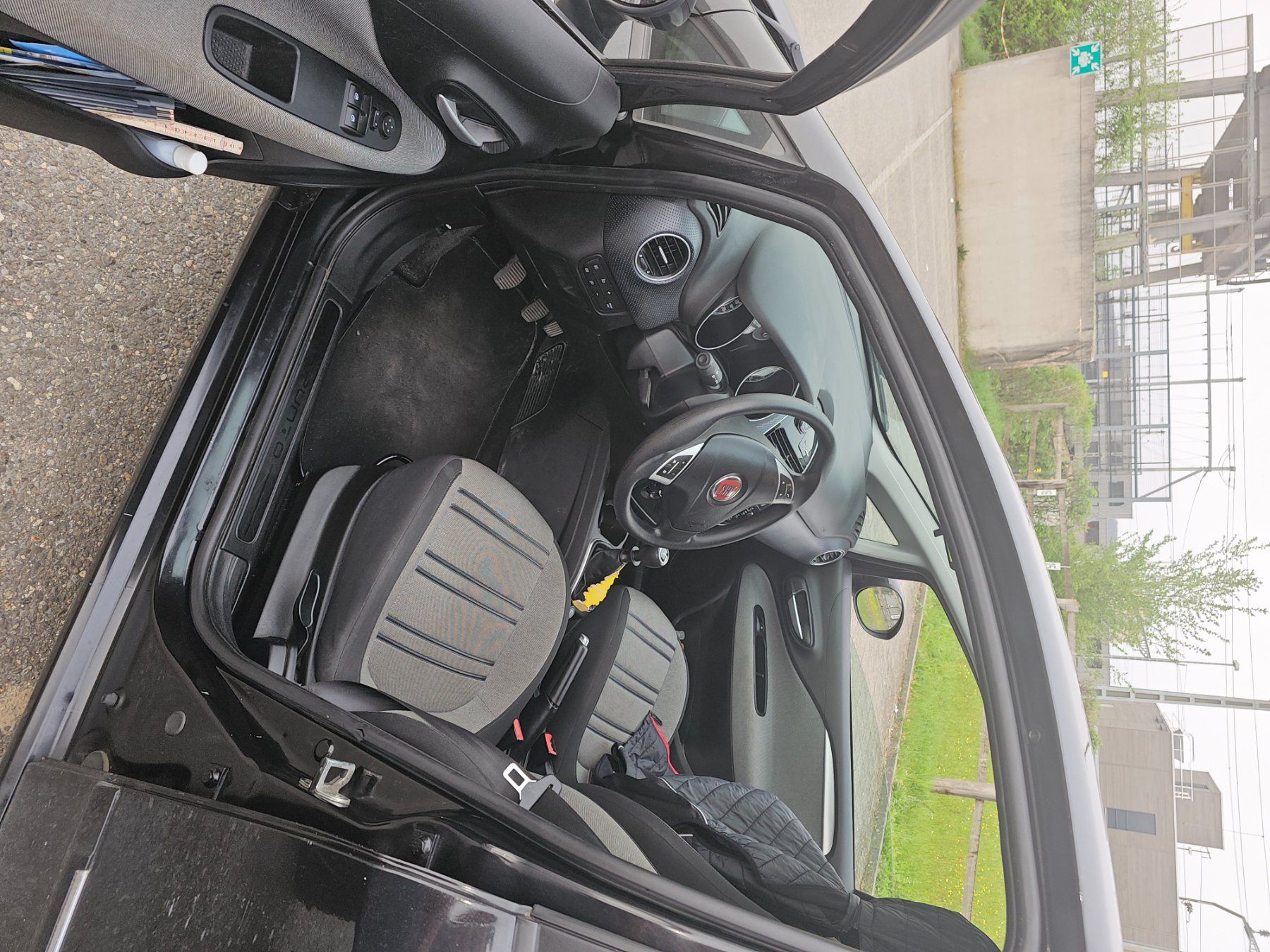 Automobili: Fiat Punto Evo – Usato da Lenzburg venduto da Larosa89 4