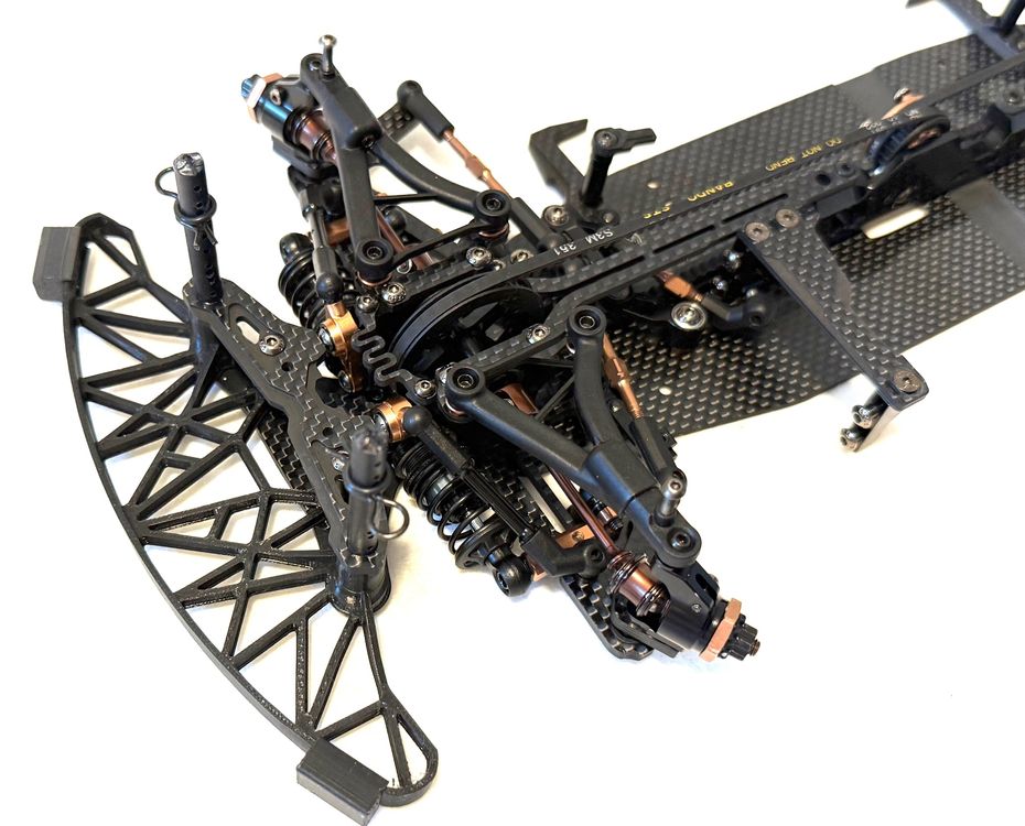 RC Kits de montage: RC MAKER SP1 4x4 1/10 Édition Carbone – D'occasion à Yverdon-les-Bains par Fijo-rc 5