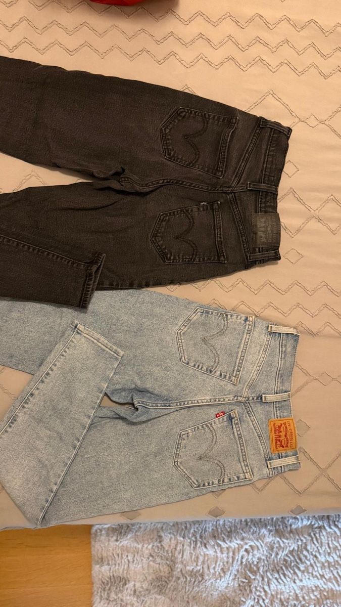 Levi's Kleiderpakete & -sets:     Levi’s-Kleidung – Gebraucht aus Emmenbrücke von pie998 8