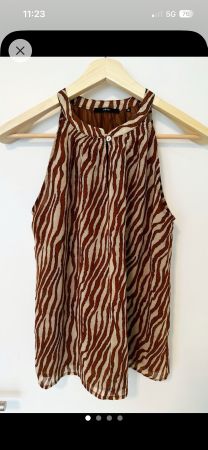 ZERO Neckholder-Top Gr. 38 Zebra-Muster Sommerlich & luftig!