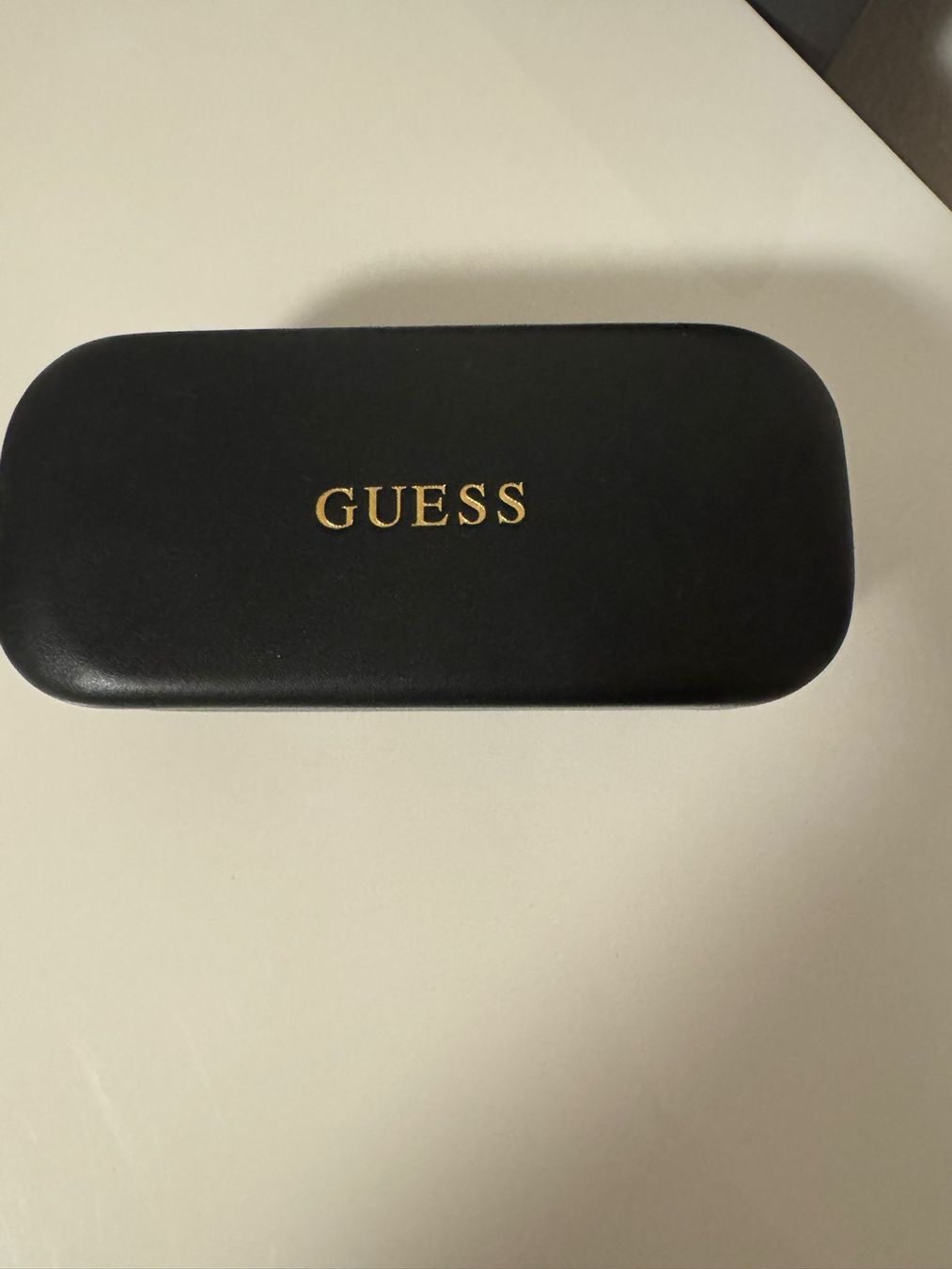 Guess Occhiali & Lenti: Guess Sonnenbrille original neuwertig – Nuovo (secondo la descrizione) da Dietikon venduto da Eleda 3