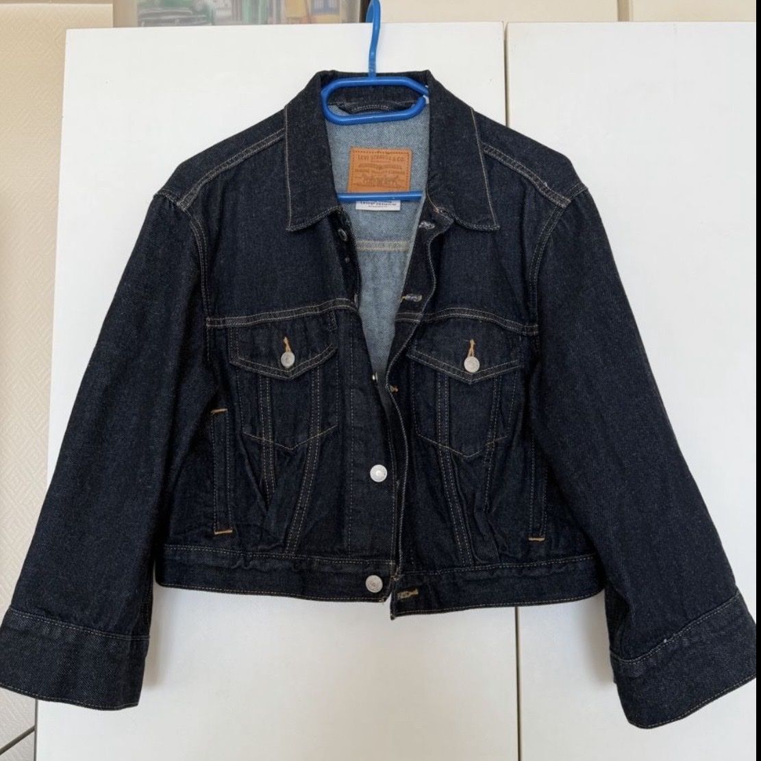 Levi's Vestes: Levis Jeansjacke Grösse L  – D'occasion à Basel par Brunner.T