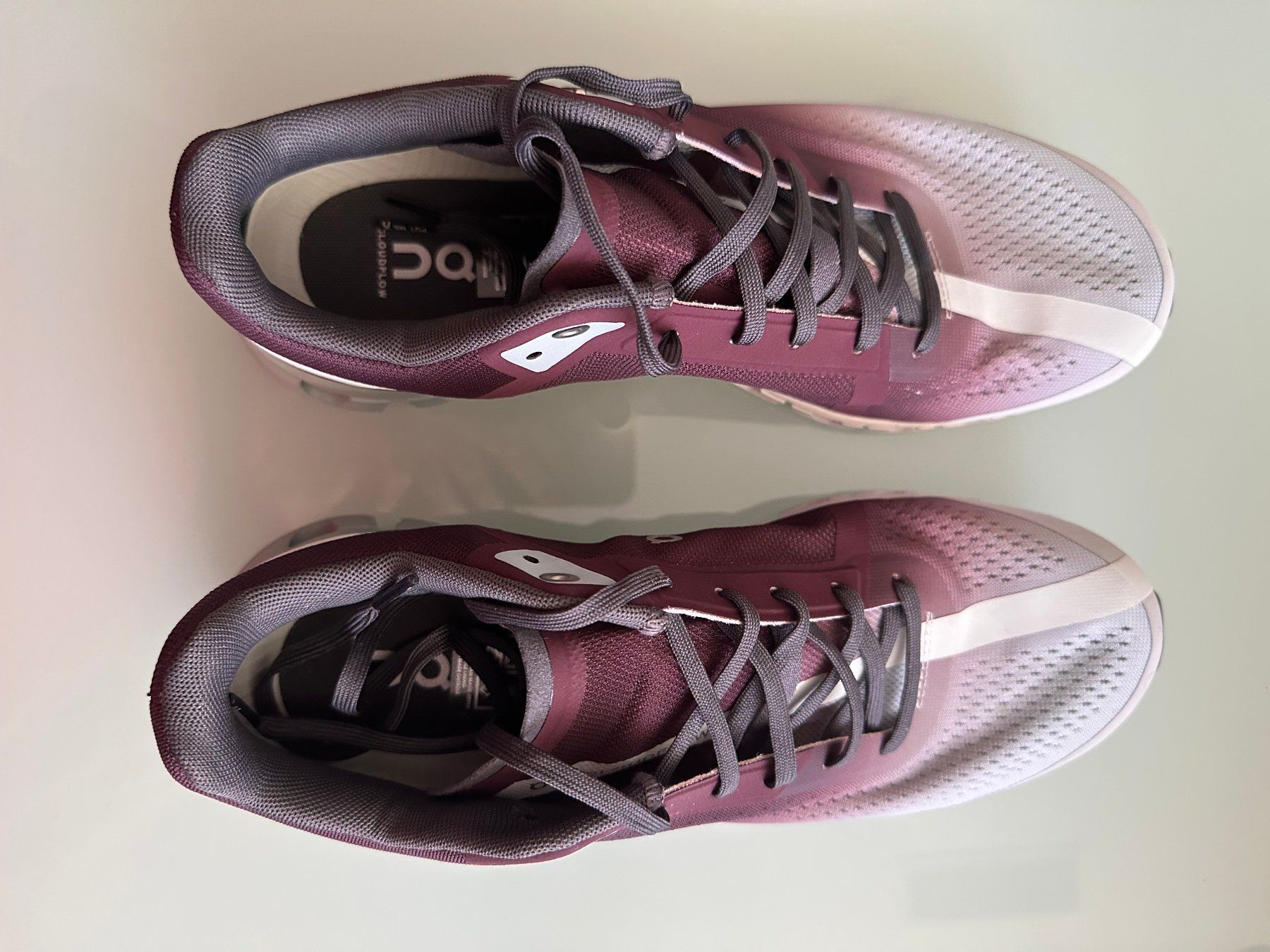 On Chaussures hommes: on Schuhe – D'occasion à Einsiedeln par Alpthal