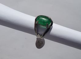 Ring mit grünem Stein Gr. 19 *NEU*
