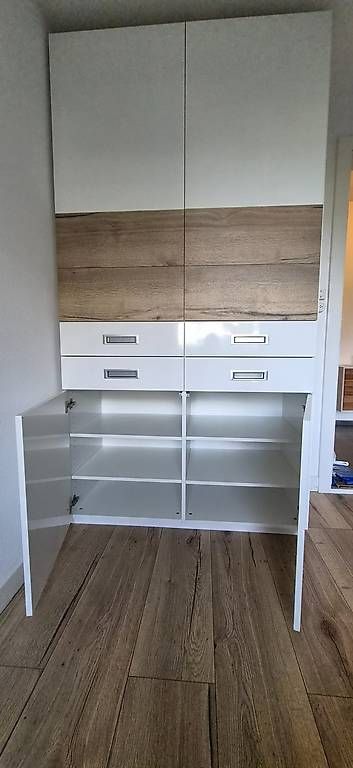 Armadi: Schrank 2 -türig – Usato da Luzern venduto da hawy7 3