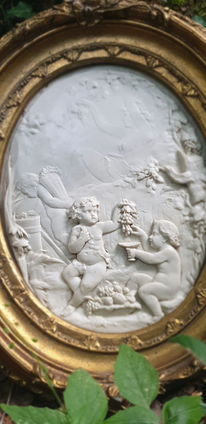 Foto & Immagini: Relief - Engel - Putten - Putti - Trauben - Bacchus - 1900 – Usato da Staufen venduto da jasminm01