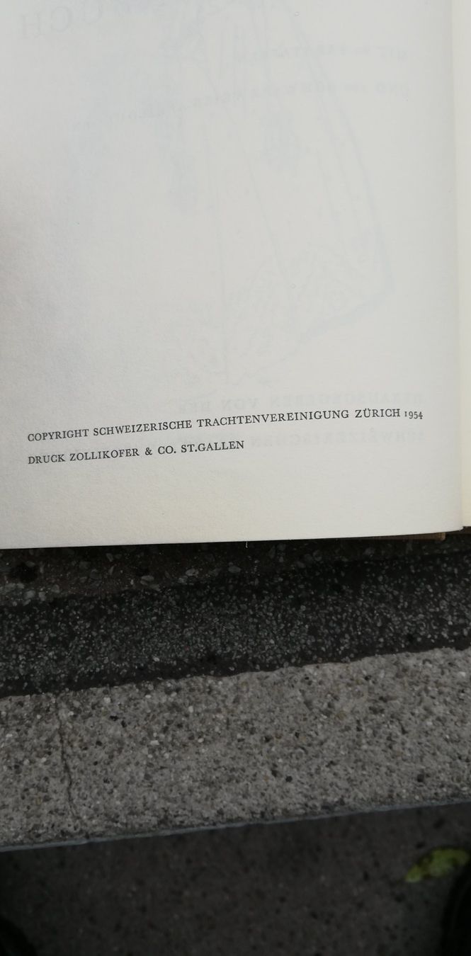 Libri: Schweizer Trachtenbuch – Usato da Thun venduto da Matthias72 3