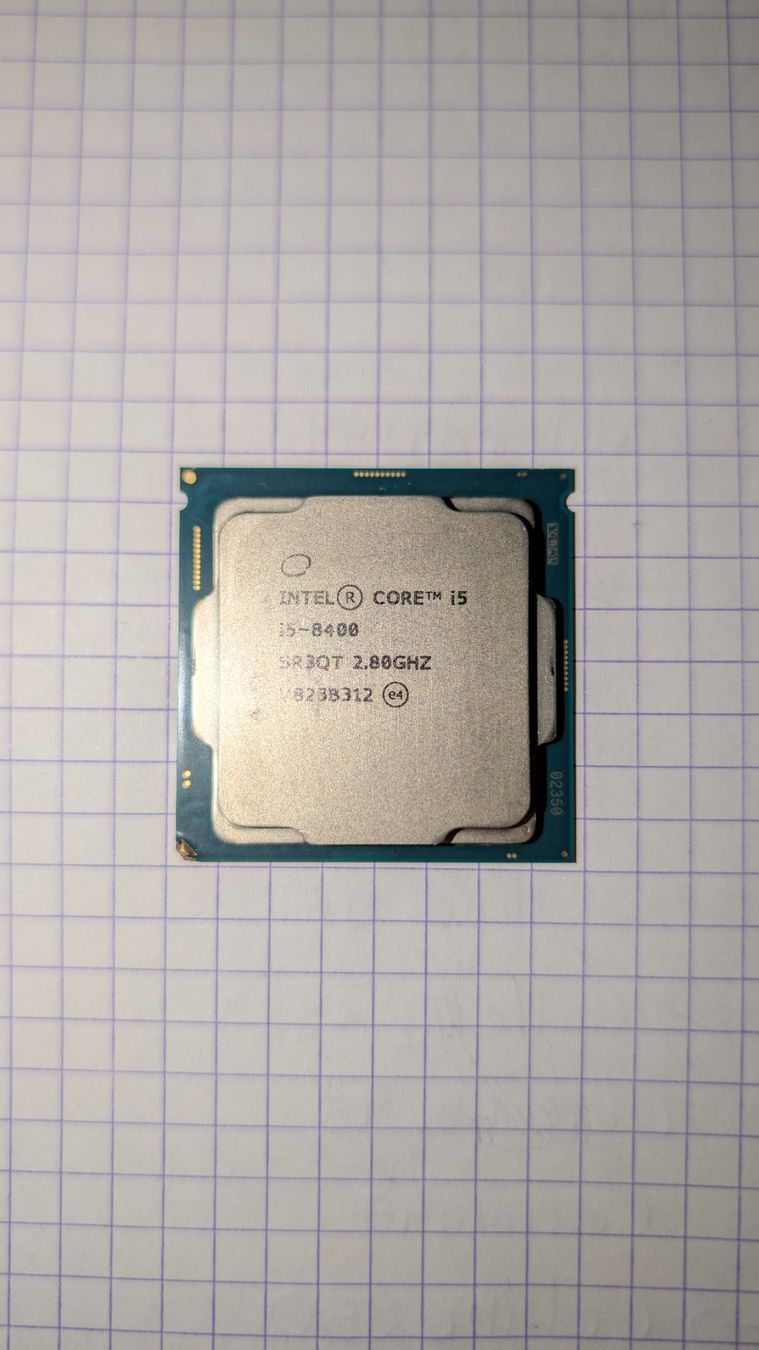 Intel Componenti elettronici: Intel Core i5‑8400 CPU – Usato da Menziken venduto da PurpleSky89