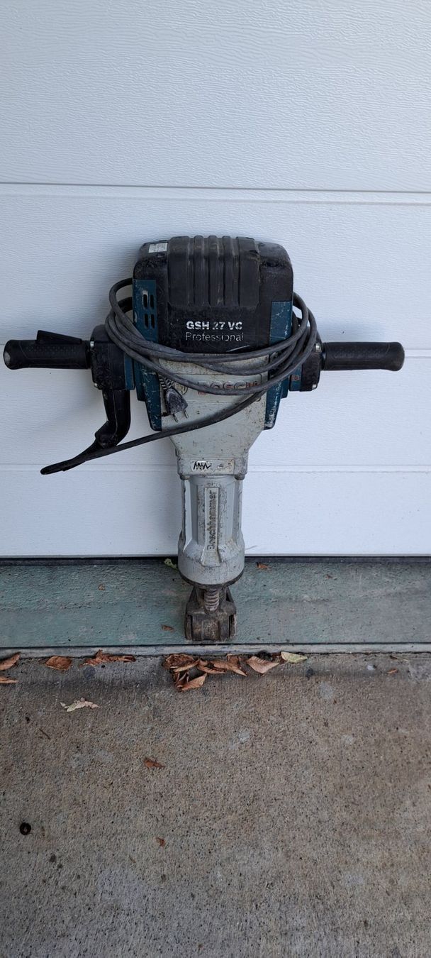 Bosch Bohrmaschinen: Bosch Abbruchhammer PRO GSH 27 VC – Gebraucht aus Gächlingen von lika06