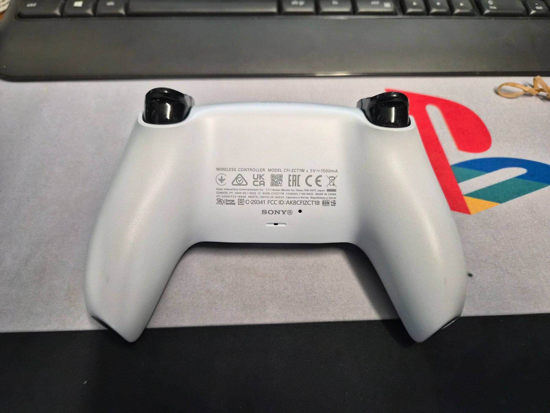 Sony Controller: PS5 DualSense Controller mit Ladekabel, Top Zustand 🎮 – Usato da Zürich venduto da Joselito0 1