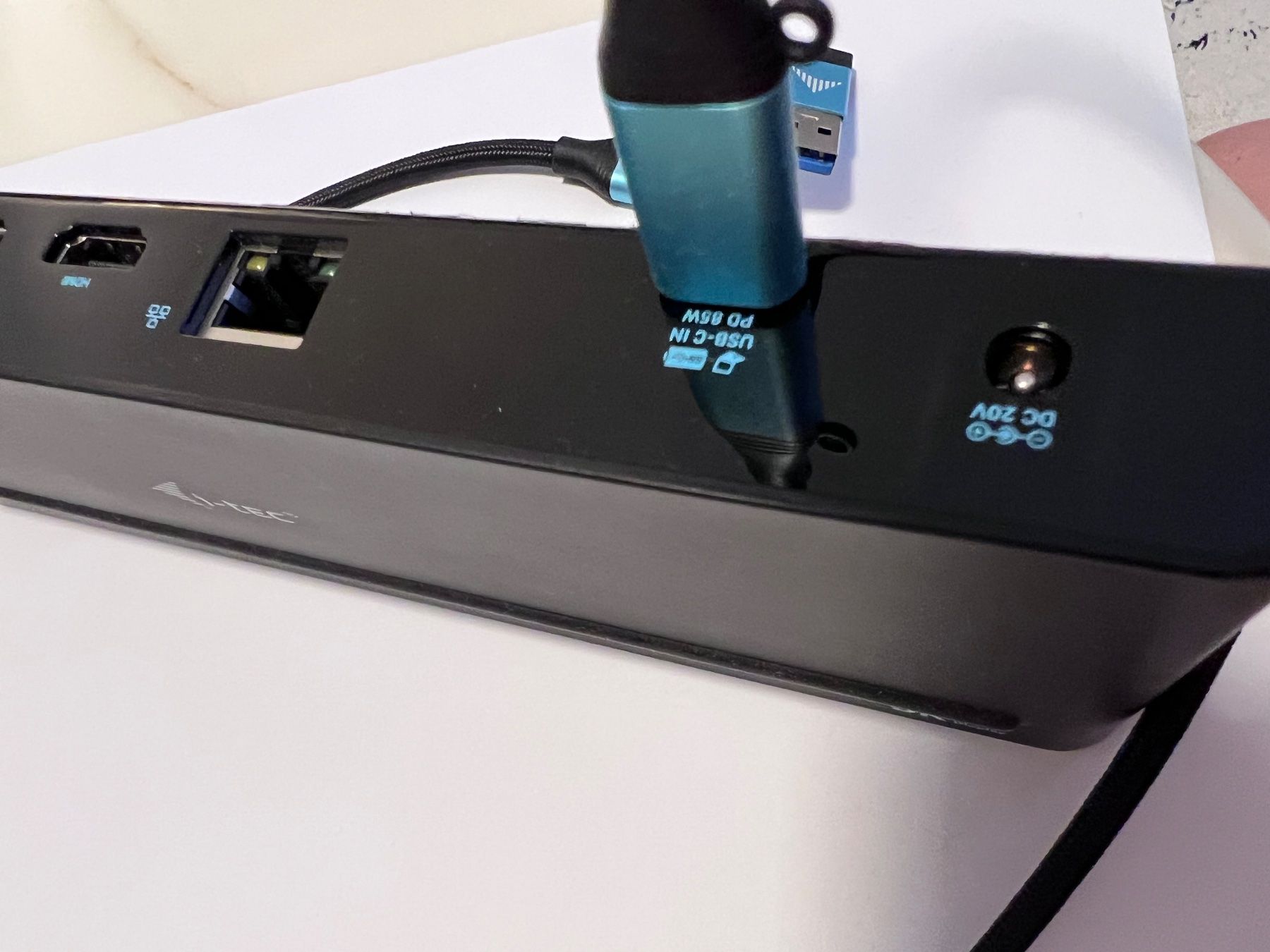I-tec Dockingstation: I-TEC Dockingstation 5K / 3x 4K Display – Gebraucht aus Zürich von C.Bir 4