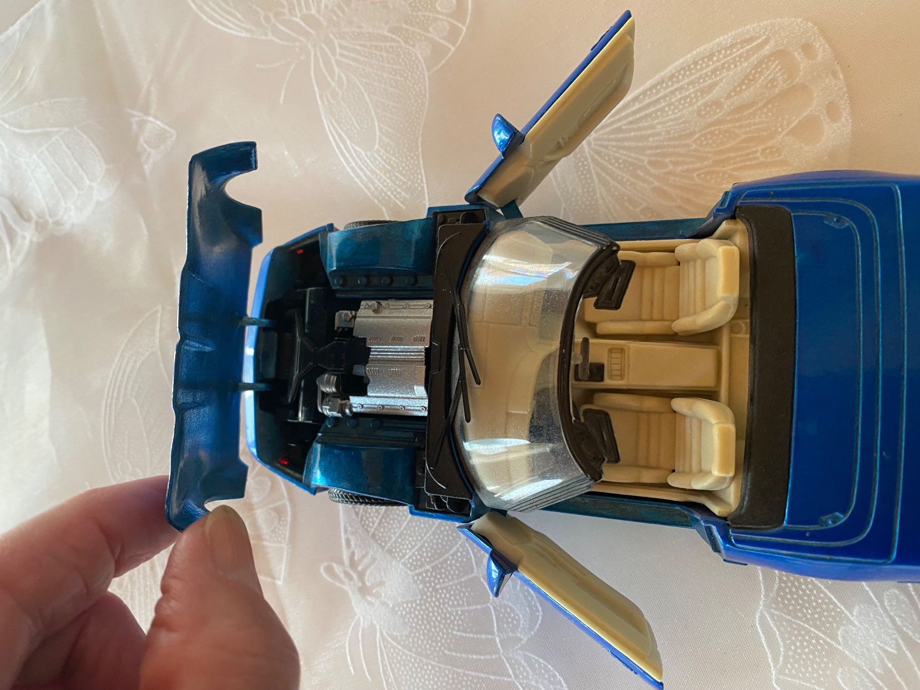 Chevrolet Modellini d'auto: Corvette Modellauto Cabriolet blau – Usato da Brugg AG venduto da Honeybee6 4