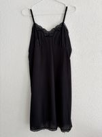 Nuisette noire avec dentelle satinée L