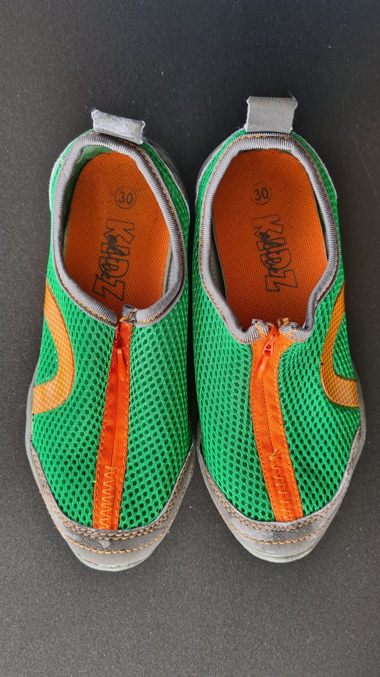 Chaussures garçon: Badeschue / Wasserschuhe Kinder Gr. 30 – D'occasion à Obergösgen par schesom