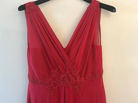 Festliches Kleid mit Stola