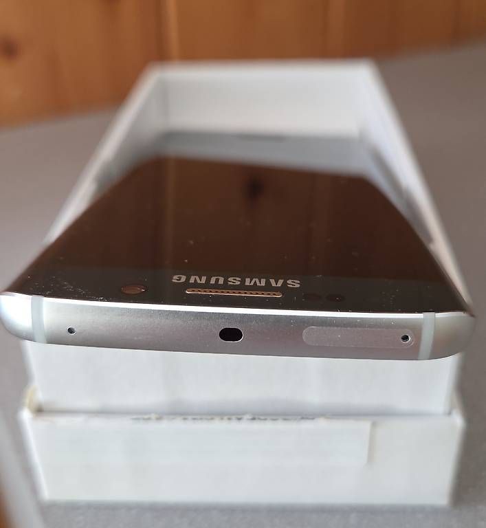 Telefoni cellulari / Smartphones: Samsung S6 edge – Usato da Nusshof venduto da schaucy 4
