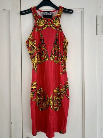 Kleid Versace Jeans Couture rot gold barock Muster