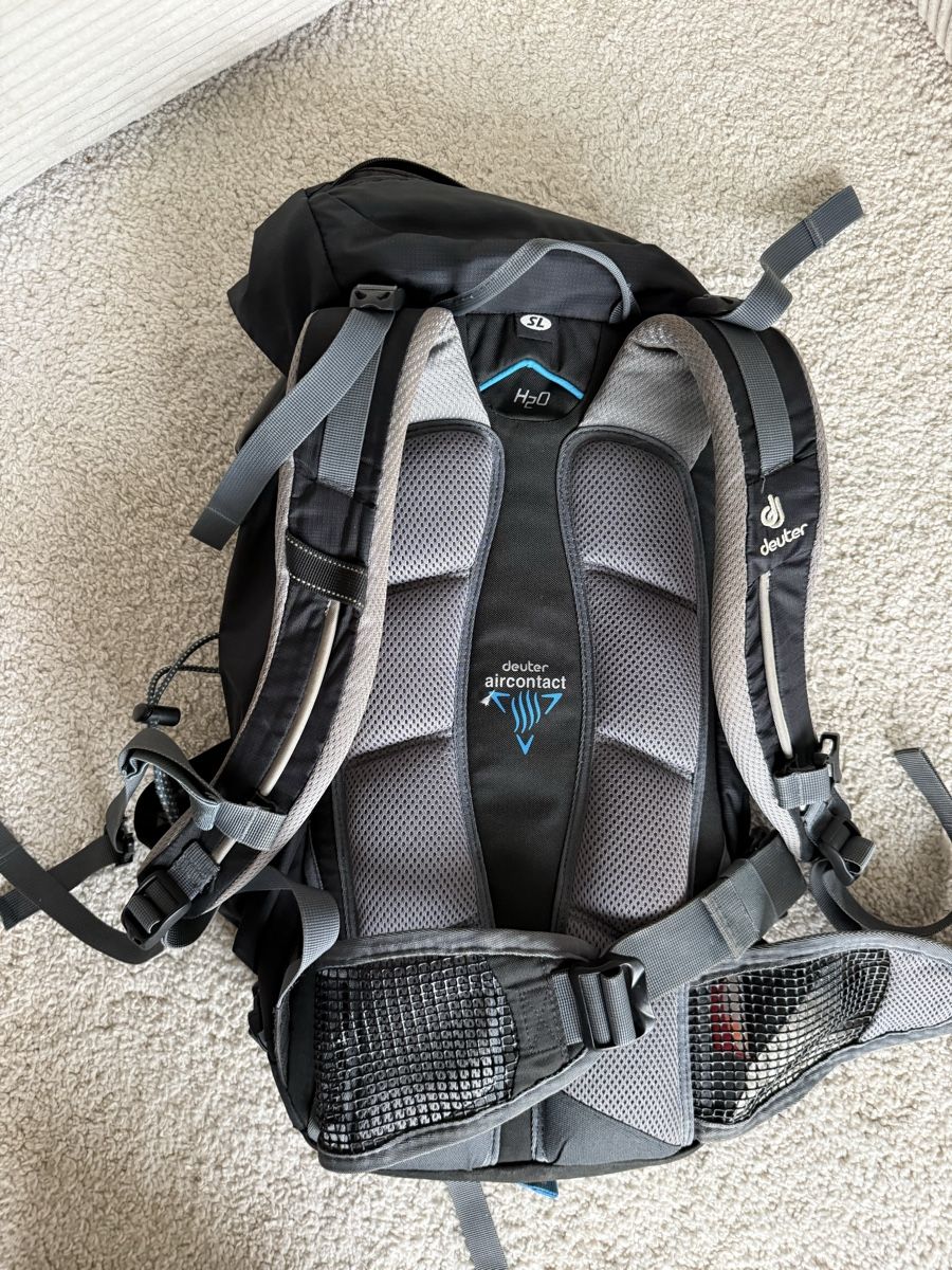 Deuter Zaini: Deuter ACT Trail 22 Rucksack – Usato da Pontresina venduto da Dolly14 1