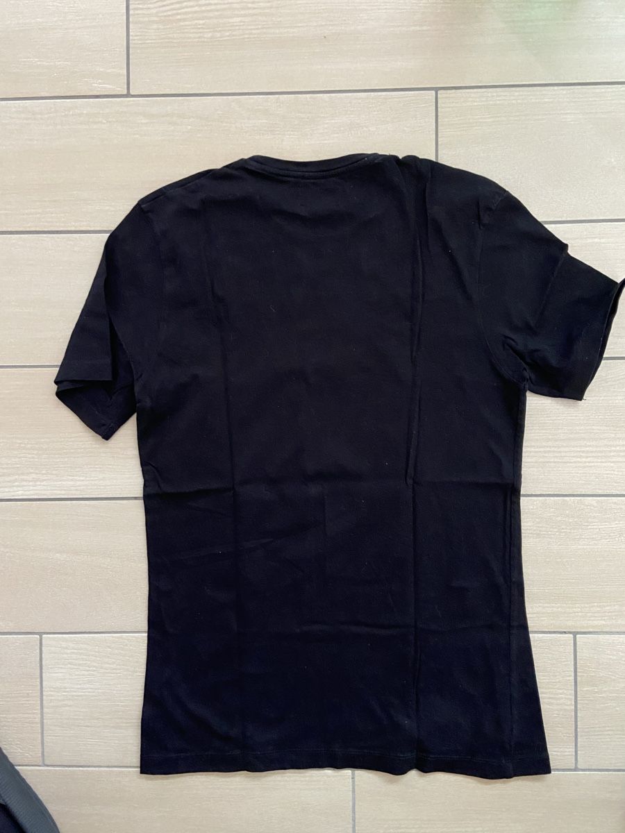 Lotti & Set di vestiti: Lot de 2 T-shirt S – Usato da Moutier venduto da chicboutique 1