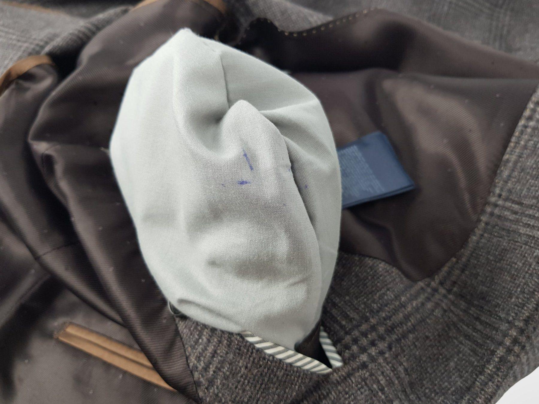 Tommy Hilfiger Jacken: TOMMY HILFIGER Jacket braun kariert – Gebraucht aus Suhr von Restwert_Suhr 8